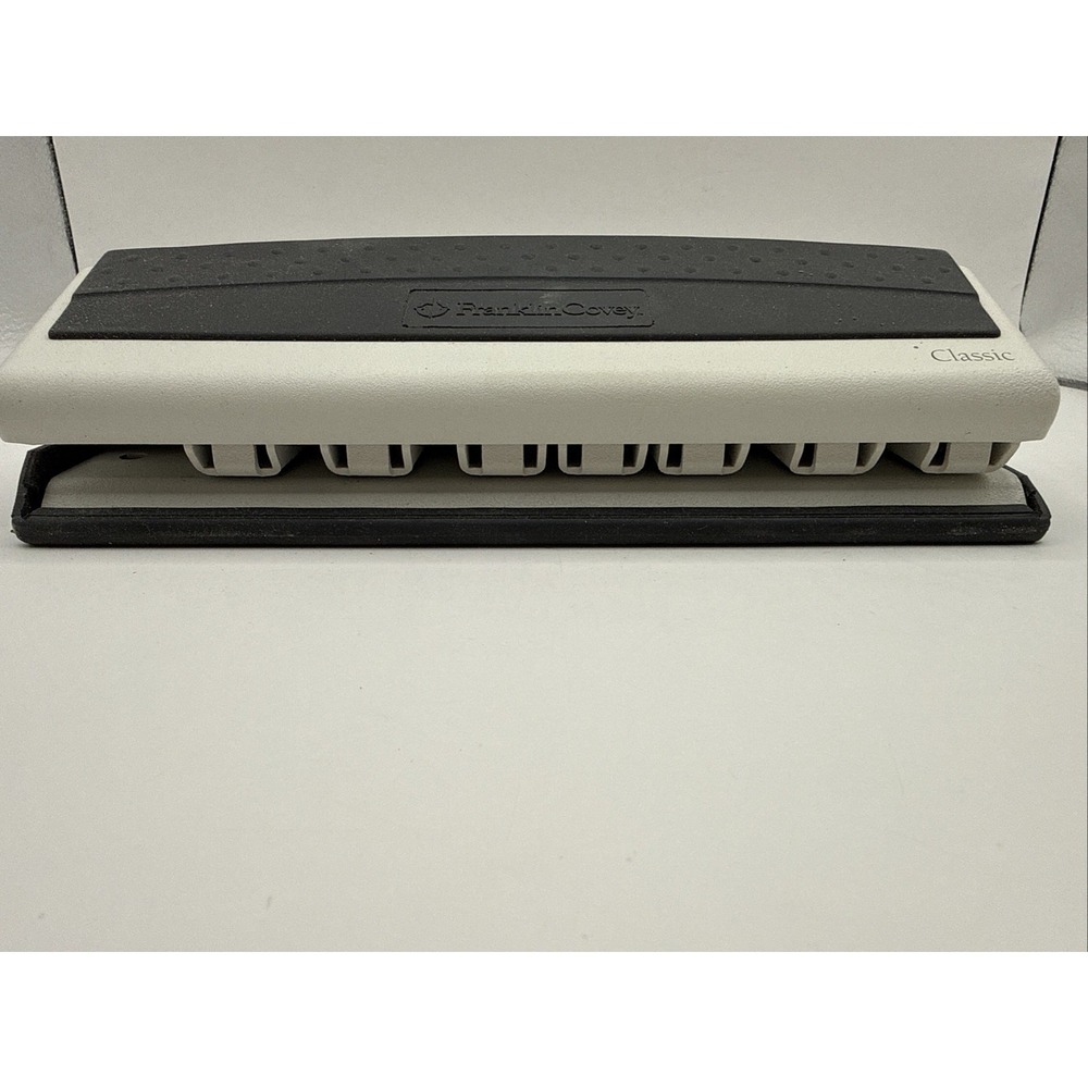 Franklin Covey Classic 7 Hole punch Silver for Planner Binder Tool - Picture 2 of 5